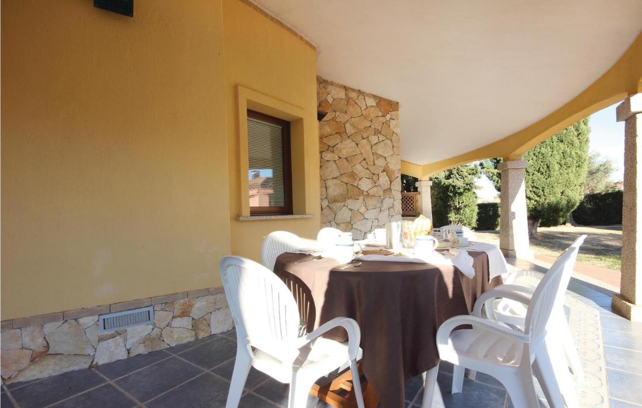 Amazing Home In Costa Rei -Ca- With Wifi Monte Nai Exterior photo